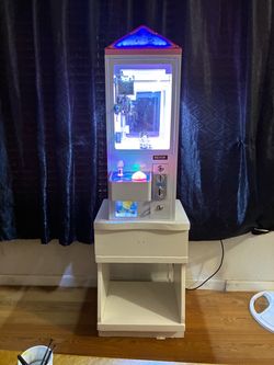 Claw machine