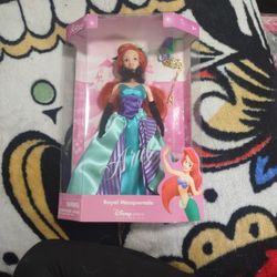 Disney Princess Royal Masquerade Ariel 