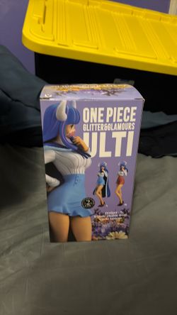 One piece, glitter, and glamorous ulti figurine