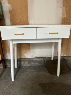 Dresser -2drawer