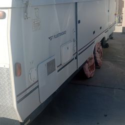 Camper Fleetwood