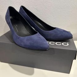 ECCO Blue Suede Women Heels 9-9.5