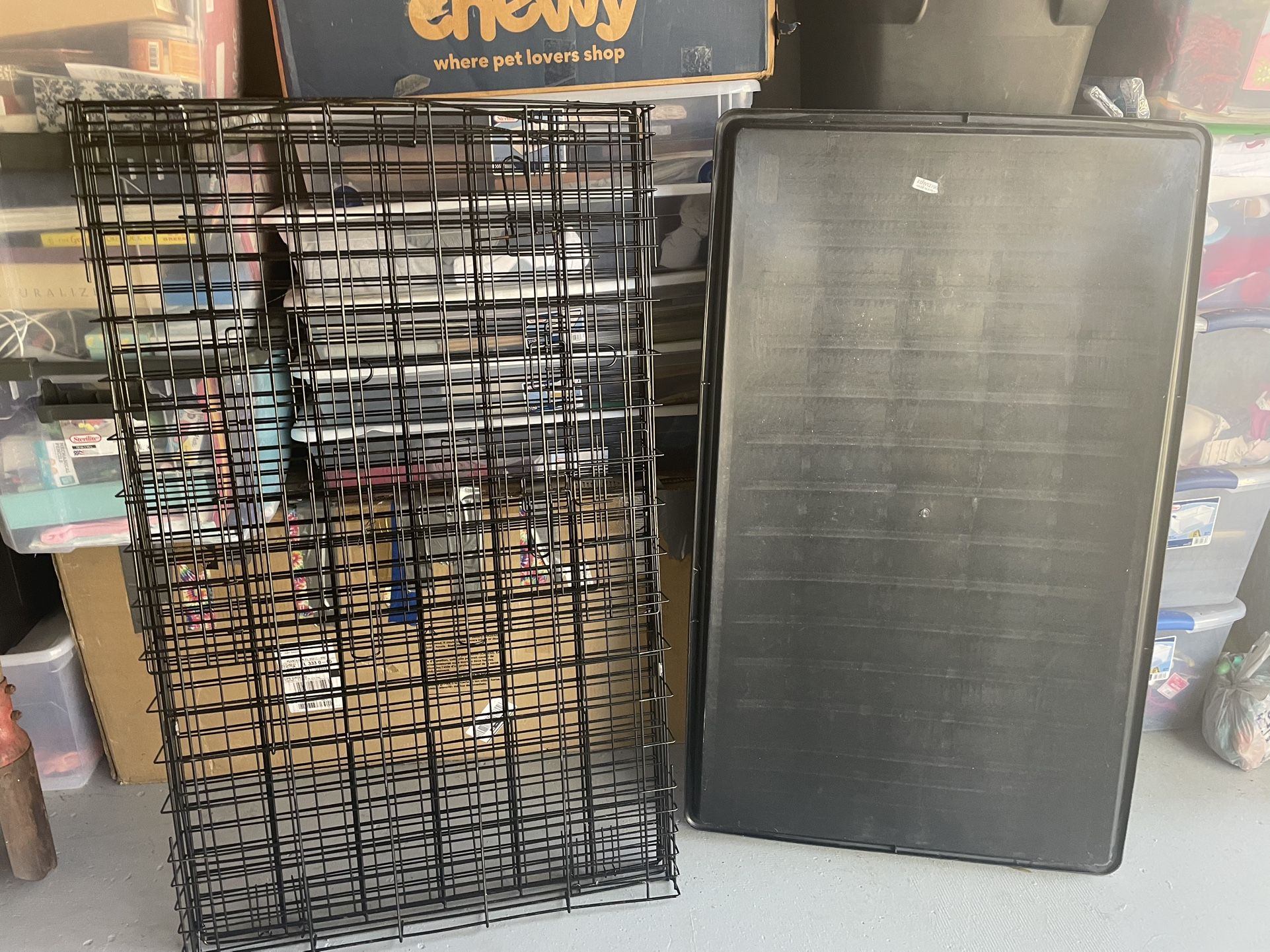 Dog crate XL In Good Condition No Rust