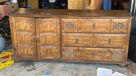 Vintage Oak Triple-Dresser / Sideboard Cabinet