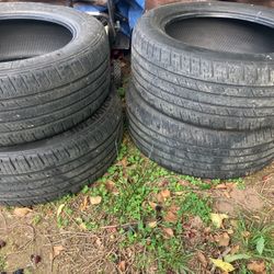 Tires 225/55/r17