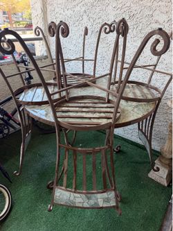 Bistro set