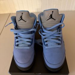 Size 8.5 - Jordan 5 Retro SE Mid UNC