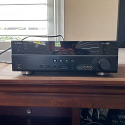 Yamaha Rx-v567 Home Theater Sound Receiver