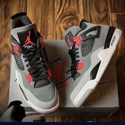 NEW Jordan 4 Mens 10 