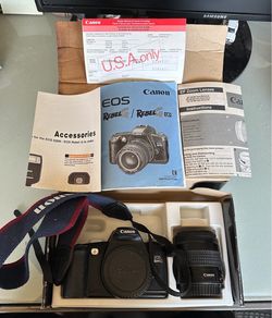 Canon EOS Rebel G Camera Kit