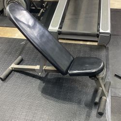 Adjustable 💪 Workout Bench 