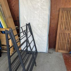 Twin Bed With Frame 