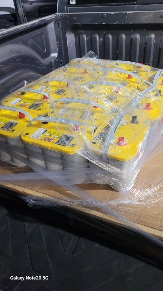 OPTIMA Batteries OPT8014-045 8014-045 D34/78 YellowTop Dual Purpose car truck Battery. Bateria Para Carro Camioneta
PRICE IS FIRM. Optima yellow top