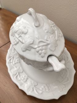 Ceramic Soup Tureen -White