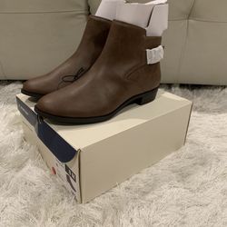 Women’s Chocolate Boots 