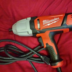 Milwaukee Impact Wrench 