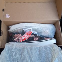 Women's Size 9 VANS