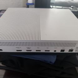x Box One S 