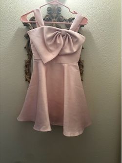 Girls dress