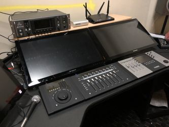 Avid Artist Control mixer studio set