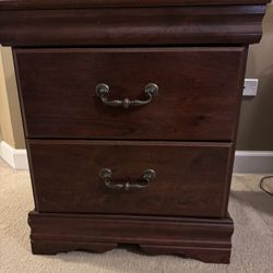 2 Drawer Nightstand