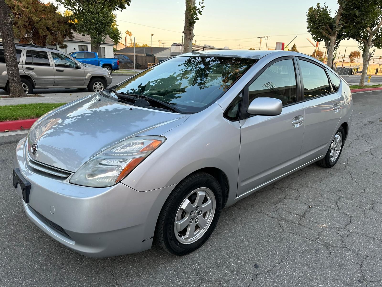 2004 Toyota Prius for Sale in Bellflower, CA OfferUp