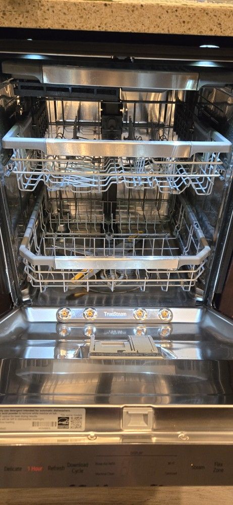 ld0h7972s LG Dishwasher (Used)