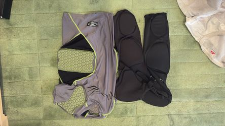 Youth football girdle and body pads