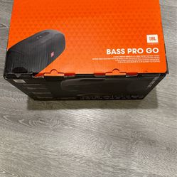 JBL Bass Pro Go 