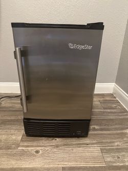 Edge star ice maker