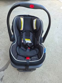 Graco Car Seat with Base