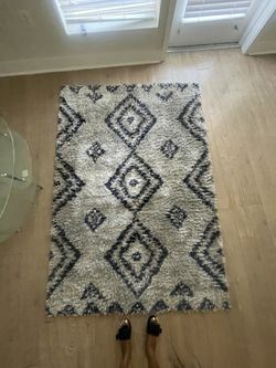 Area rug