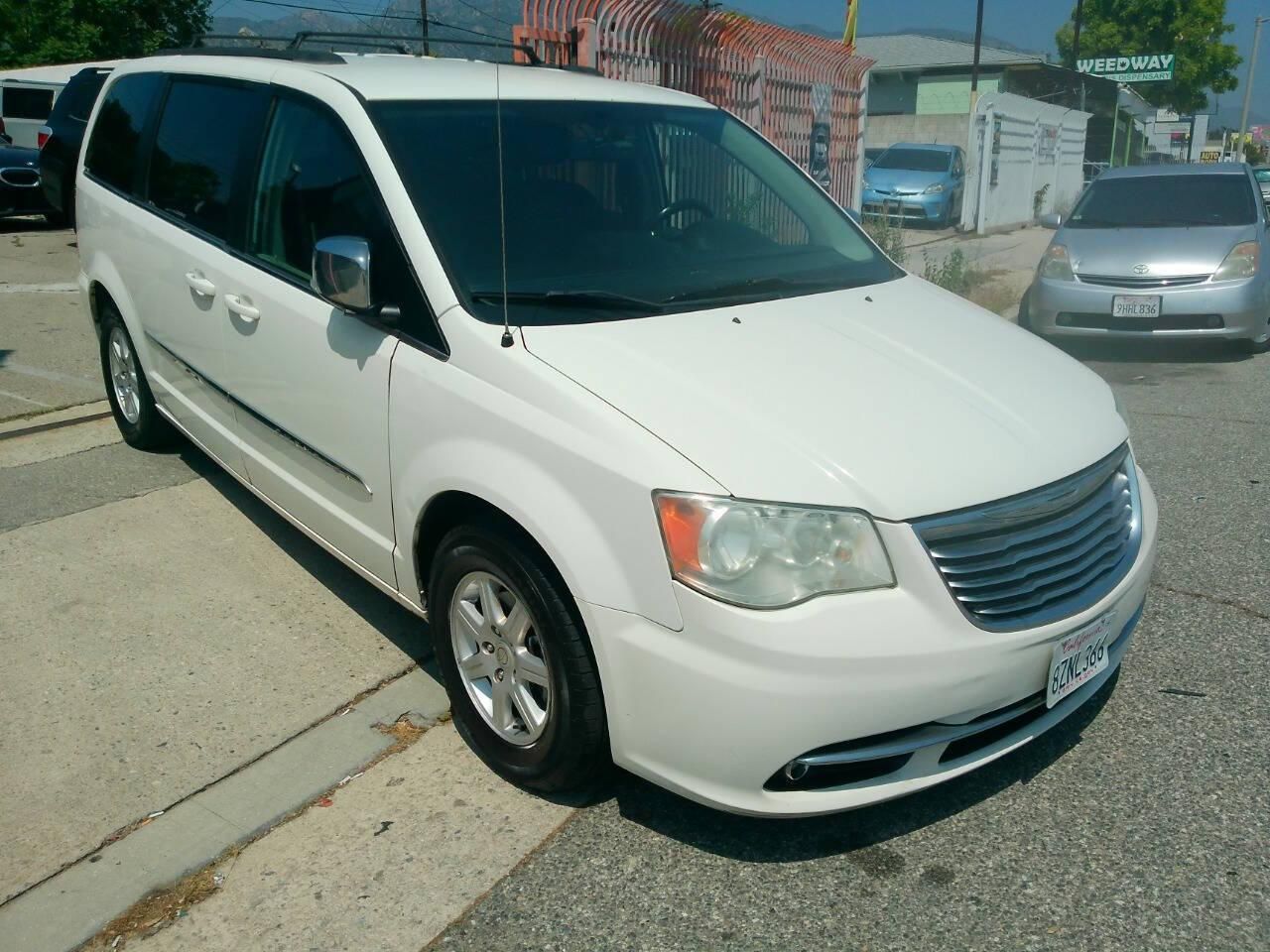 2011 Chrysler Town & Country
