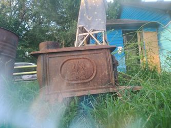 Antique Cast Iron Wood Burning Stoveold timey cast iron stove