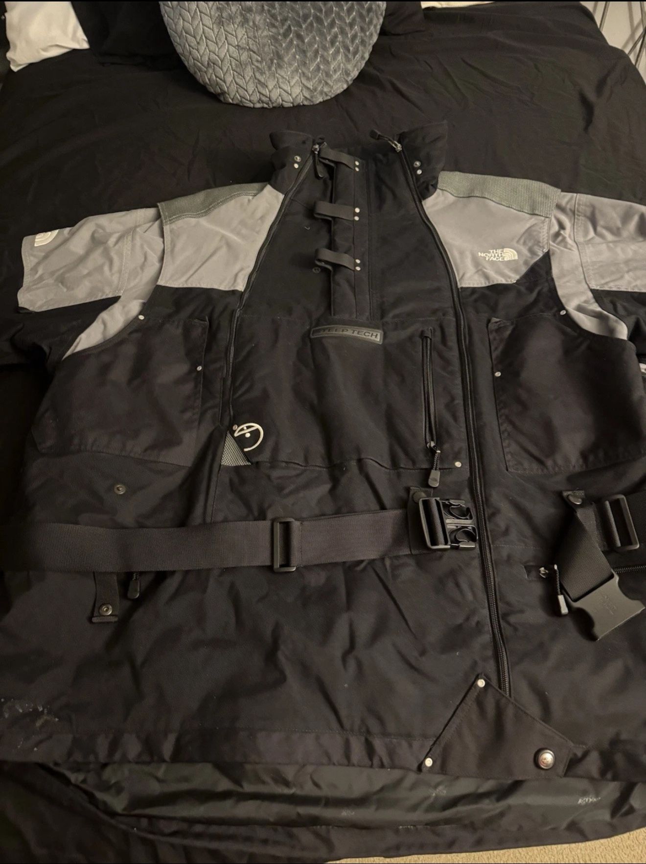 The North Face Men's Steep Tech Black and Gray 5XL