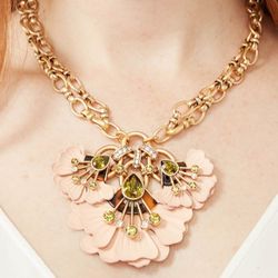 STELLA & DOT RORY PENDANT STATEMENT NECKLACE RHINESTONE FLOWER NECKLACE NIB