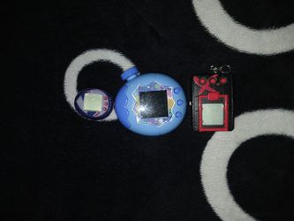 Tamagotchi/Digimon bundle