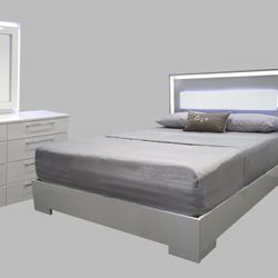 Queen Bedroom Set