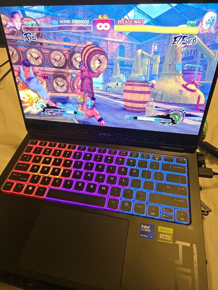 RTX 4060 gaming laptop I7 HP omen