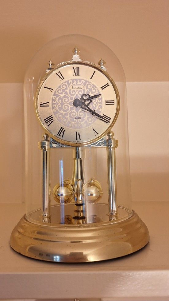 Bulova Mantle/Tabletop Clock