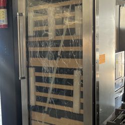 Built In Viking Tri Zone 30” Wine Cellar 