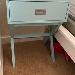 Aqua End Table/nightstand 