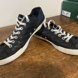 Converse all star low top mens us9.5