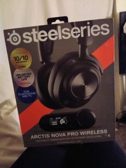 SteelSeries Arctis Nova Pro Wireless Gaming Headset