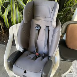 Excellent Condition Baby Car Seat 