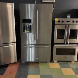 Kitchen Aid Bottom Freezer Refrigerator‼️ 27 Cubic Ft.