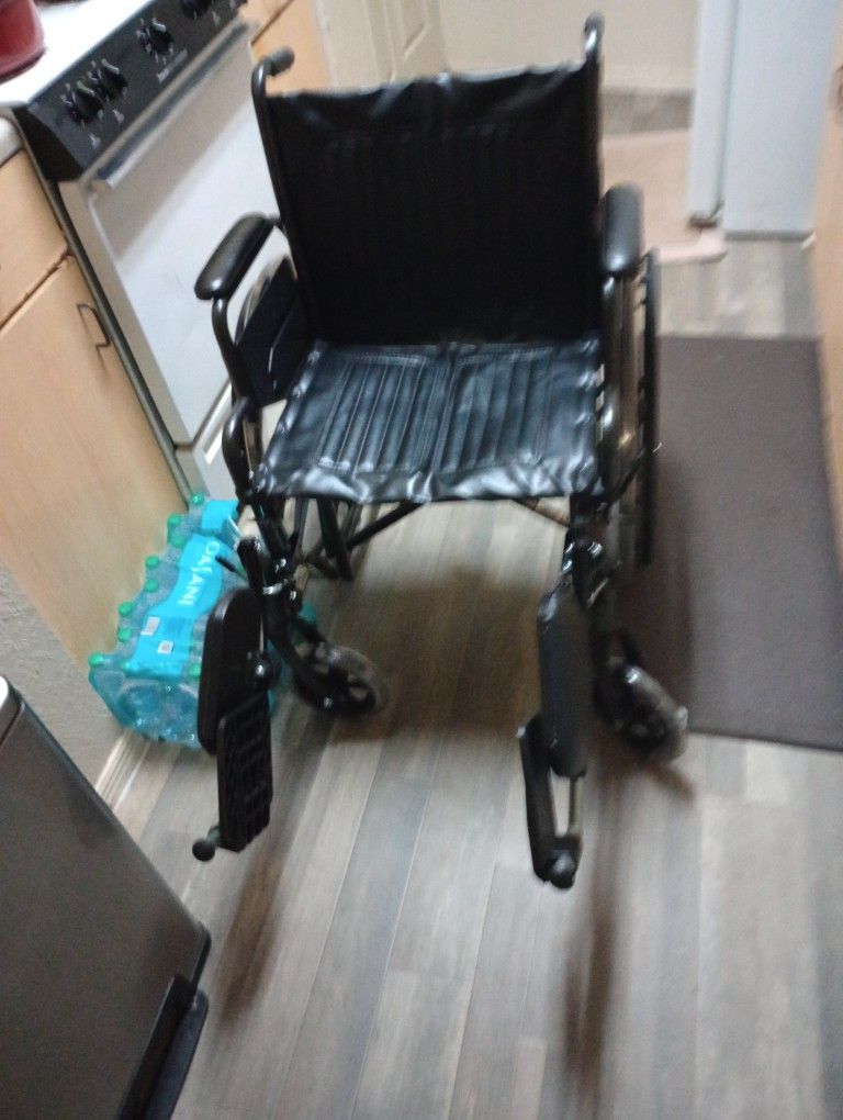20 Inch Midline Manual Wheelchair K1
