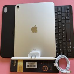 256gb Apple IPad 10th Generation (10.9” Liquid / 2022 model) with pen, keyboard, case & Accessories (warranty 2026)
