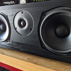 Polk Audio CS-125. Like New....