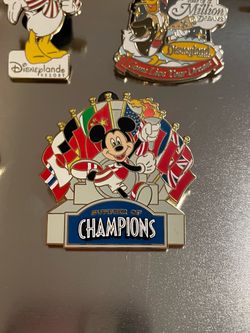 Official Disney Summer of champions Mickey pin